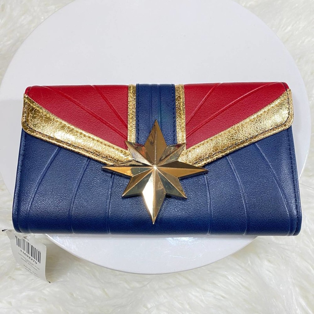 CAPTAIN MARVEL FLAP WALLET "NWT" MARVEL UNIVERSE